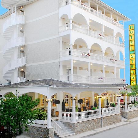 Hotel Strass Paralía Exterior foto
